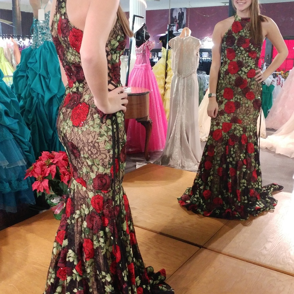 Meet your Posher, Norma's